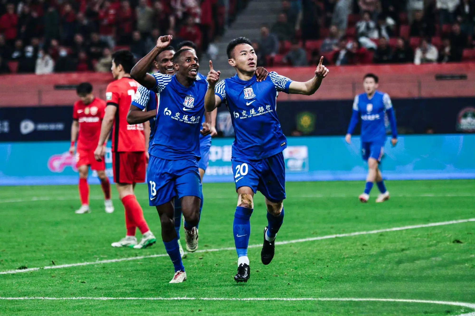 赛前上海申花再遭质疑——欧冠节点到来；球迷炸锅；赛程密集仍需轮换的简单介绍-开云官方网站